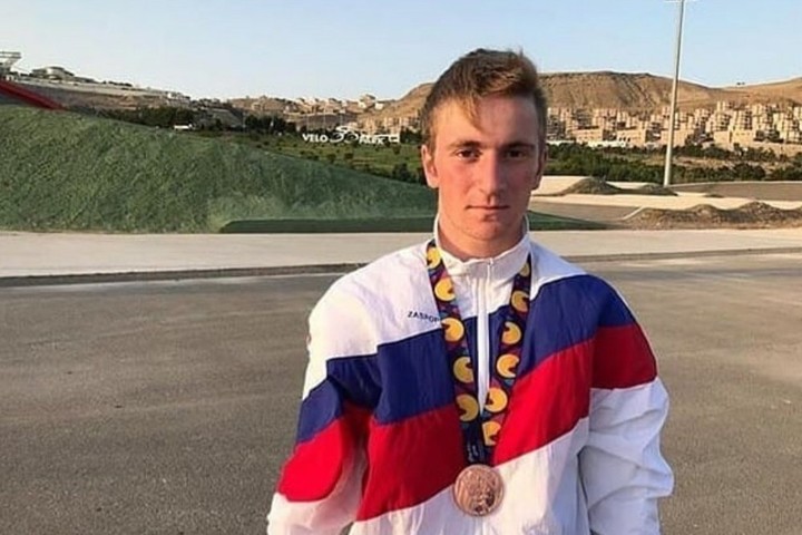 Велосипедист из Адыгеи стал третьим на олимпийском фестивале в Баку 