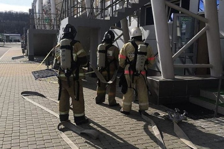 Огнеборцы потушили условный пожар на республиканском стадионе «Дружба»