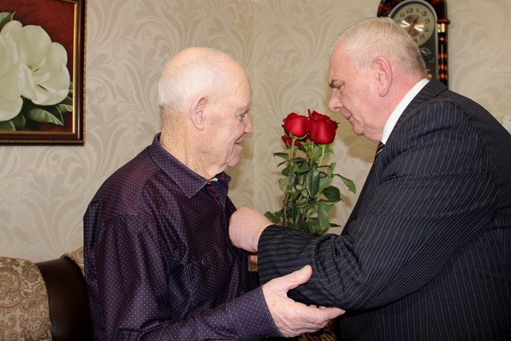 Ветеран Великой Отечественной войны Александр Баксаков отметил 95-летие