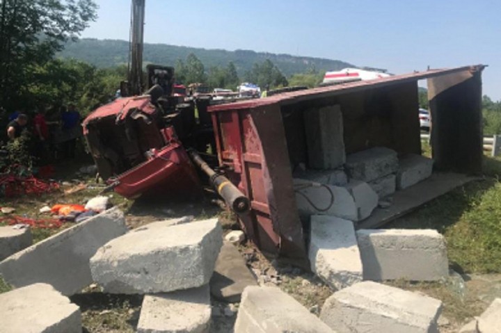На дорогах Адыгеи за сутки произошло три ДТП с пятью пострадавшими
