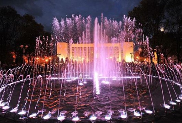 Стало известно расписание работы трёх фонтанов в столице Адыгеи 