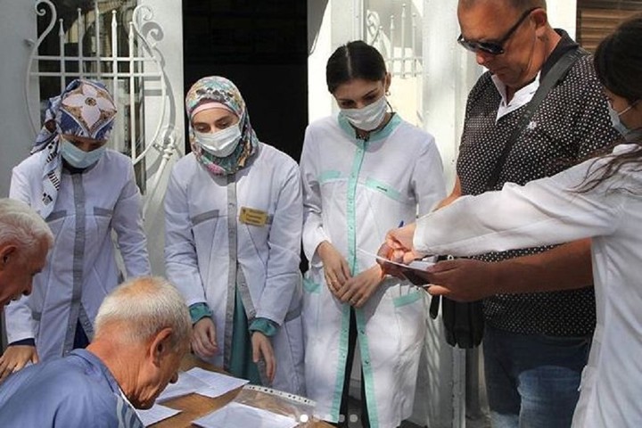 В столице Адыгеи продолжают работать мобильные группы вакцинации