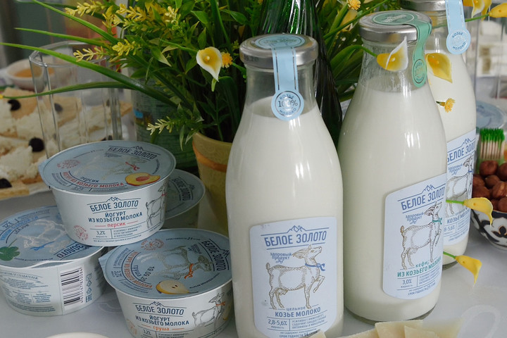 В Адыгее выпускают 15 наименований продукции из козьего молока