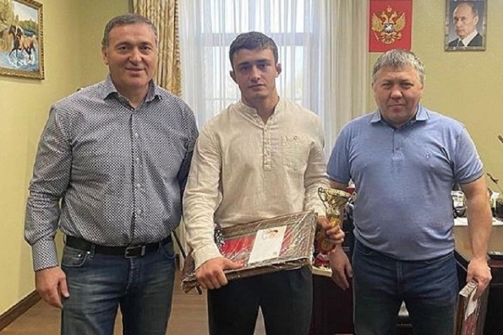 Спортсмен из Адыгеи выиграл Кубок России по греко-римской борьбе 