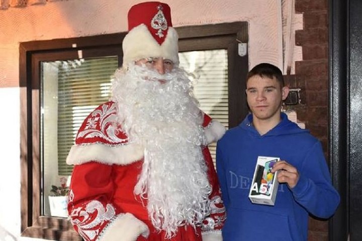 Мэр Адыгейска выполнил новогоднее желание 10-классника из Псекупса