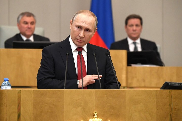 Путин получил право занимать должность президента России ещё два срока