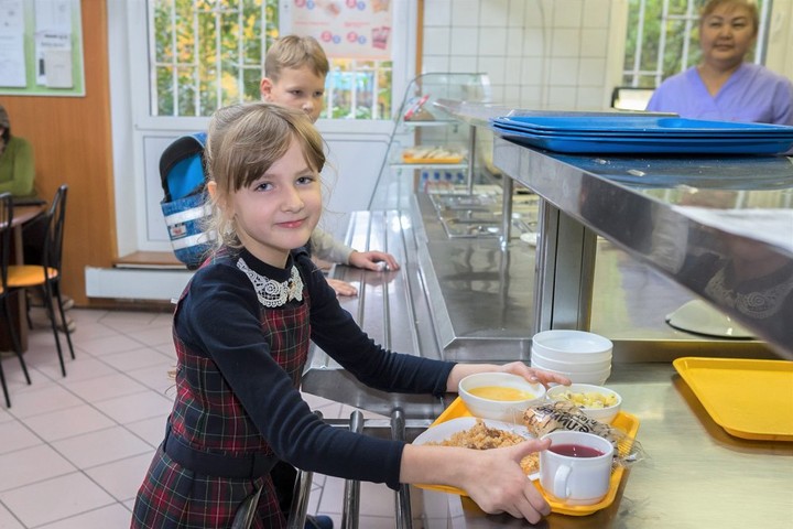 В Майкопском районе восстановили права школьников на бесплатное питание