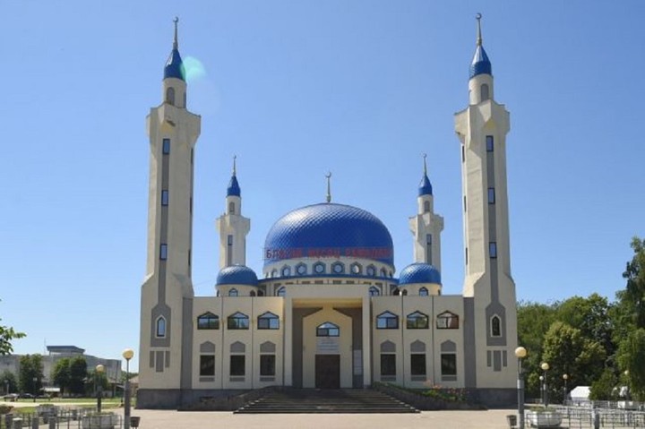 Все мечети Адыгеи будут открыты для праздничных молитв и проповедей
