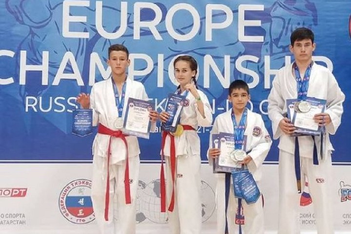 Юные тхэквондисты из Адыгеи выиграли пять медалей чемпионата Европы