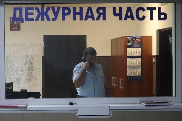 Житель Адыгейска продиктовал мошенникам данные банковской карты