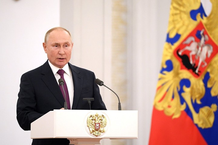 Хасанов прокомментировал выступление Путина на первом заседании ГД