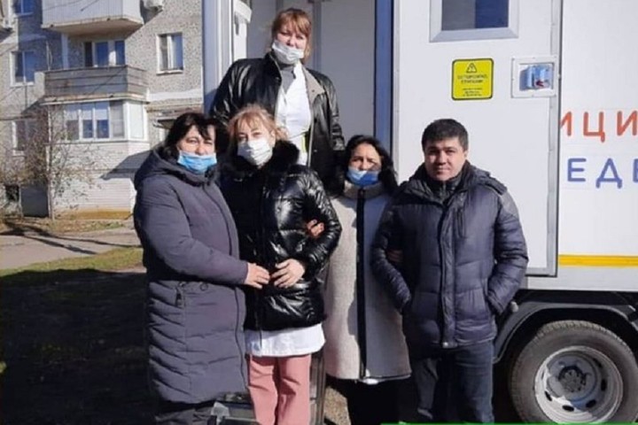 В Адыгейске продолжает работать бригада «Вакцинация на колесах»