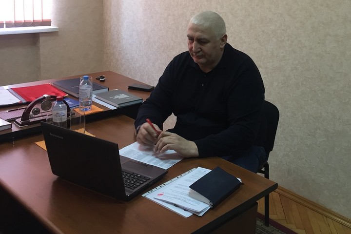 Хасанов провел прием граждан по вопросам социальной газификации