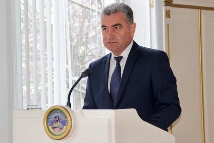 Глава Кошехабльского района отчитался перед депутатами райсовета