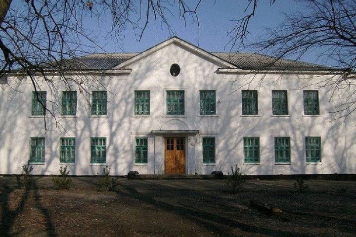 В Шовгеновском районе отремонтируют Заревскую среднюю школу