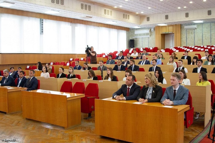 Молодёжный парламент Адыгеи сформировал все девять комитетов
