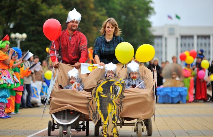 В Майкопе объявили конкурс детских колясок «СТОличный экипаж»