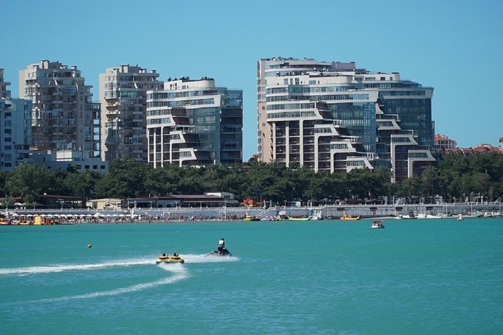 На Черноморском побережье будут развивать круглогодичный отдых