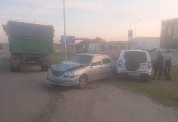 В Адыгее произошло дорожно-транспортное происшествие с 6 автомобилями