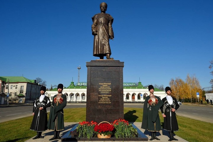 Кумпилов заявил, что монумент Хакурате будет символом народной памяти