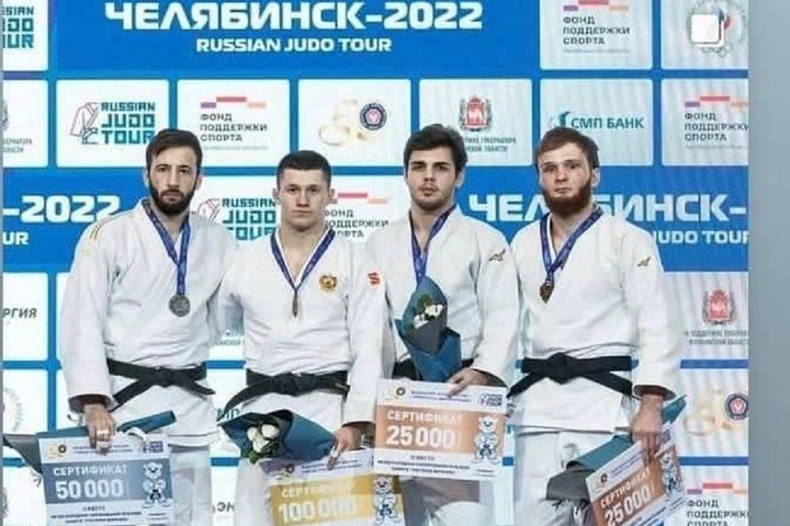 Анзаур Арданов взял «серебро» на большом турнире по дзюдо в Челябинске