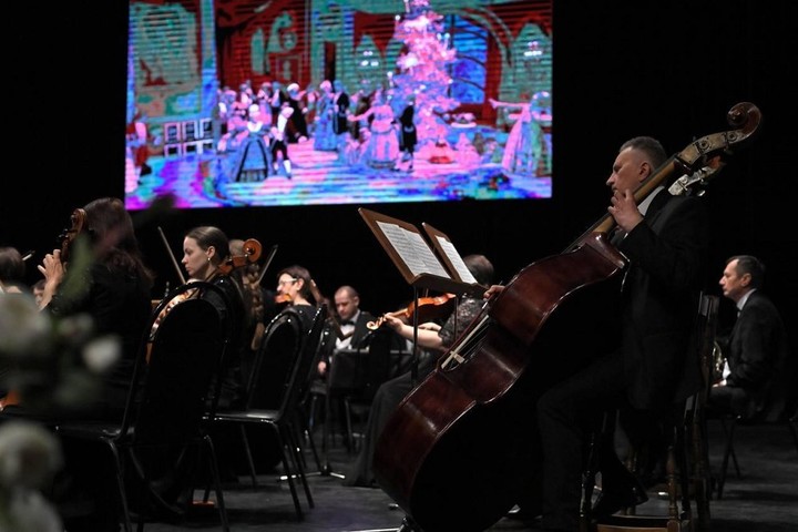 В Госфилармонии Адыгеи показали «Щелкунчик» для чтеца с оркестром