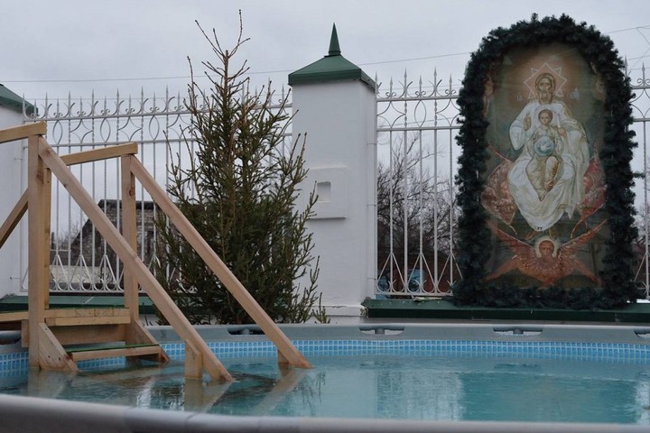 В Майкопе на Крещение будут оборудованы две купели