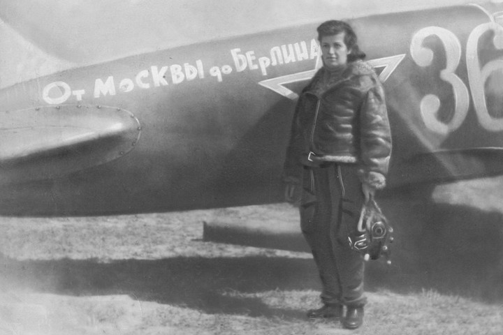 101 год назад родилась первая лётчица из Адыгеи Лёля Богузокова