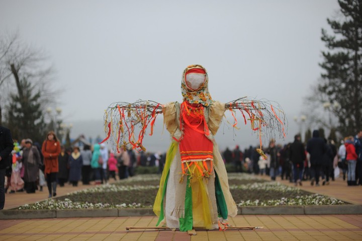 В городском парке Майкопа пройдет праздник «Широкая Масленица-2023»