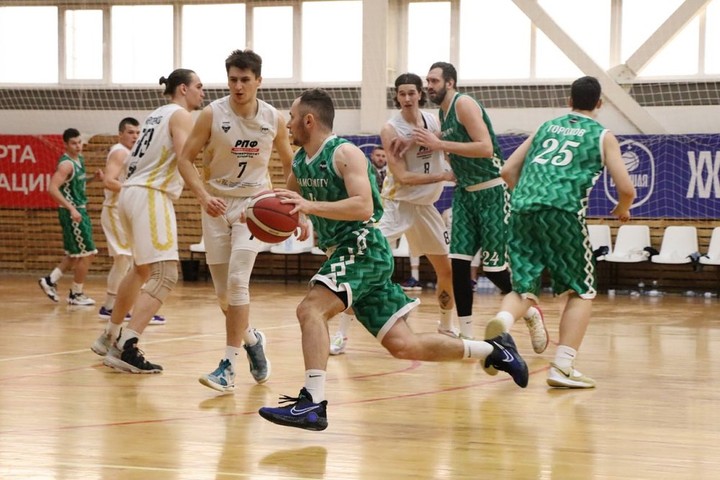 Баскетбольное «Динамо-МГТУ» выиграло у «РПФ-Университет спорта»