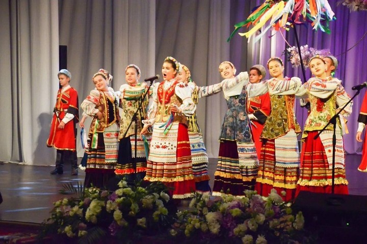 В Адыгее организуют экспедицию «Русский фольклор в иноязычном окружении»