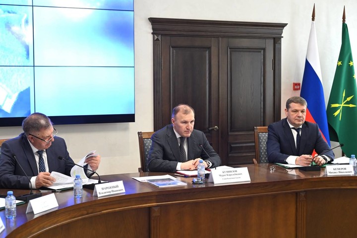 Мурат Кумпилов провел заседание Антинаркотической комиссии