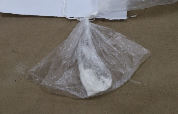 Полиция Адыгеи на постоянной основе производит изъятие у граждан веществ похожих на наркотики