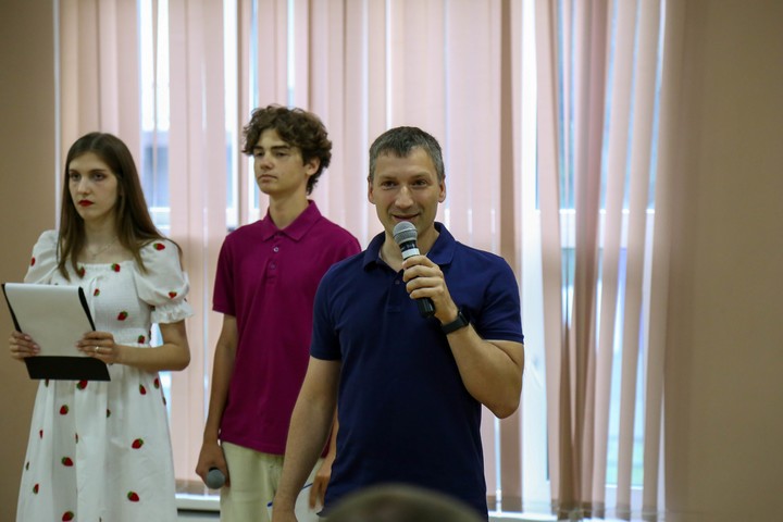 Старшеклассники из 10 регионов РФ принимают участие в XXIX Летней математической школе в Адыгее 