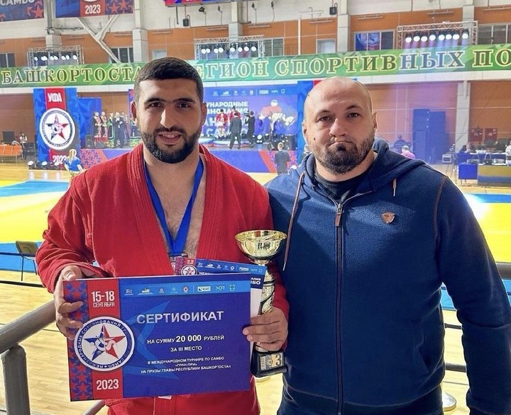 Самбист из Адыгеи Аслан Снахо взял бронзу турнира в Башкортостане