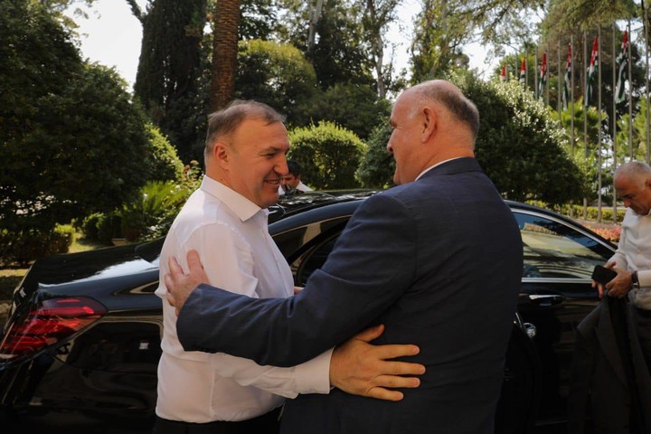Глава Адыгеи прибыл в Абхазию для участия в памятных мероприятиях