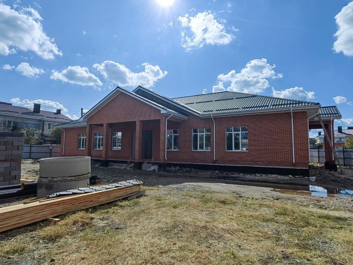 В Адыгее продолжается строительство новой врачебной амбулатории в хуторе Гавердовском