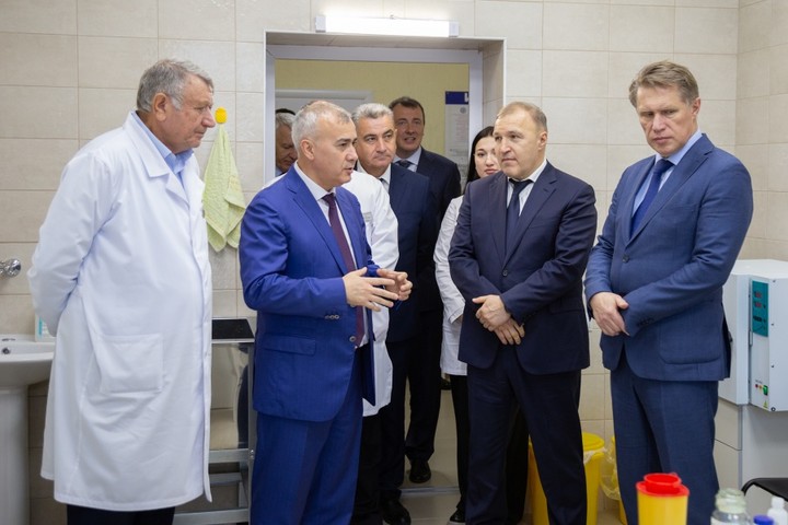 Михаил Мурашко открыл врачебную амбулаторию в Кошехабльском районе Адыгеи