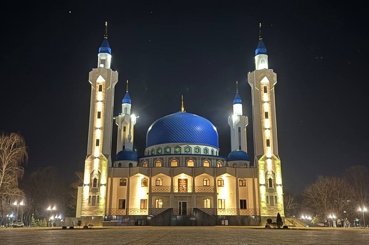 Глава Адыгеи поздравил мусульман с началом Священного месяца Рамадан