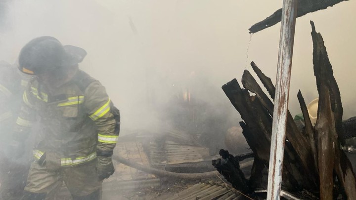 МЧС  Адыгеи ликвидировало возгорание магазина в Майкопе 