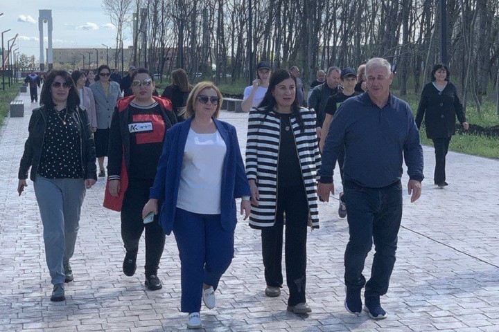 Мэр Адыгейска принял участие во всероссийской акции «10000 шагов к жизни»