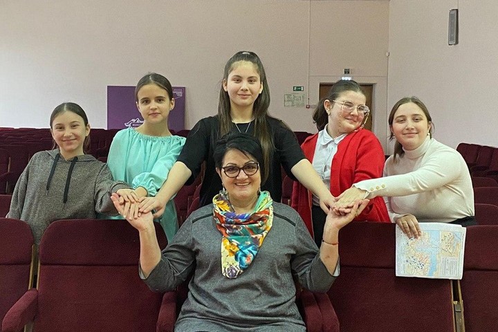 Школьный театр из Адыгейска выиграл региональный конкурс и поедет в «Орлёнок»