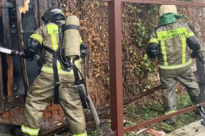 В Адыгее пожарные в течение недели выезжали на 42 возгорания