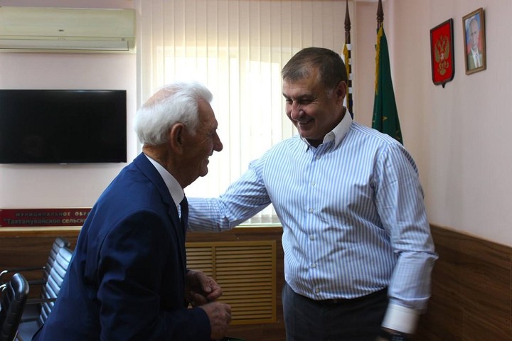 Председатель Совета старейшин Тахтамукайского района отметил юбилей