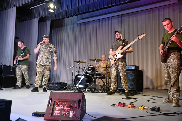 Ансамбль «Новороссия» выступил в Центре народной культуры в станице Гиагинской