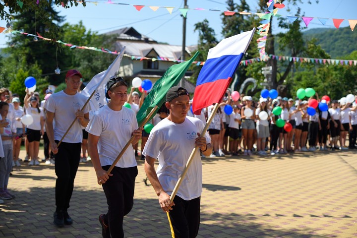 Всероссийский образовательный проект проходит в детских лагерях Адыгея