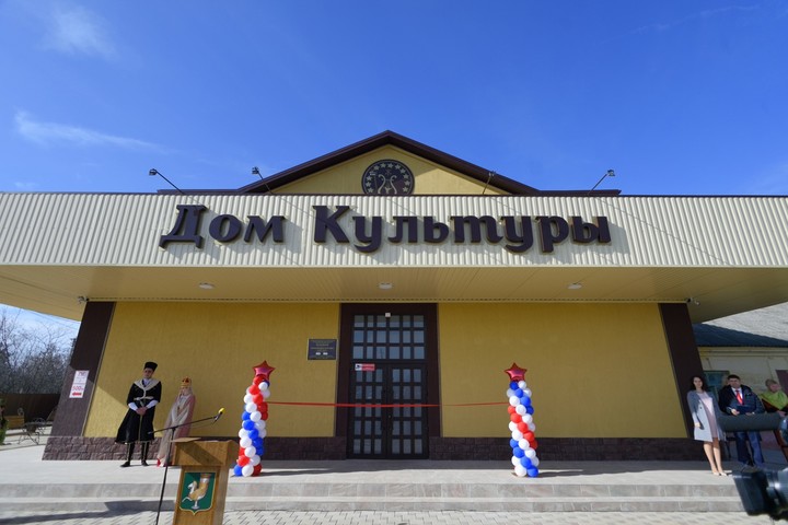 В ауле Хатукай Красногвардейского района завершен капитальный ремонт общественной территории